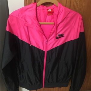 Nike windbreaker